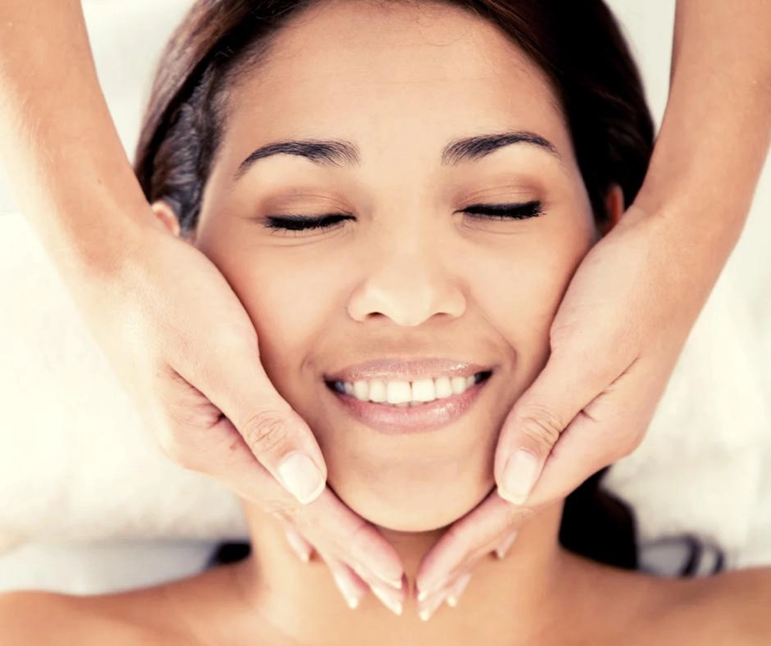 Kosmetik & Waxing by Natalie Lammert - Asia Deluxe Lifting Gesichtsbehandlung